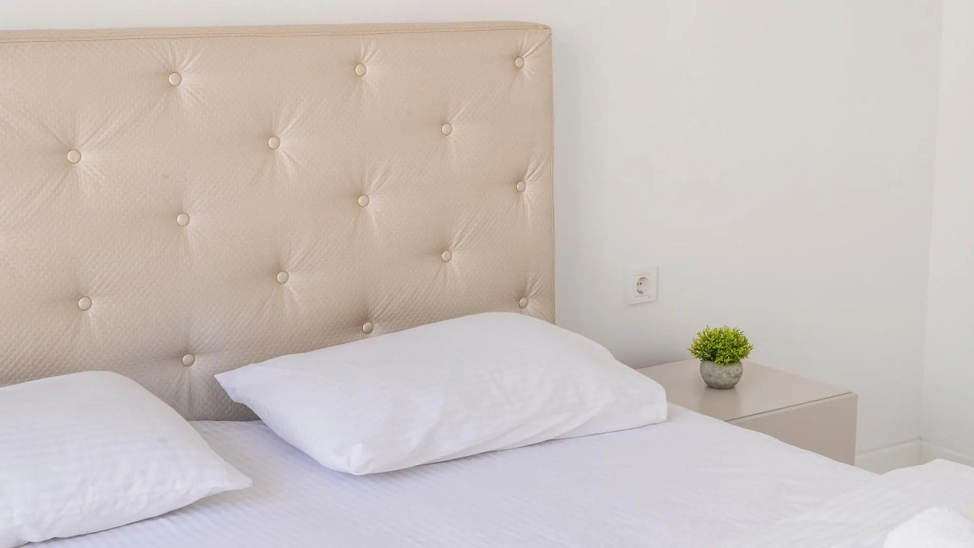 Комфортная Евротрешка В Жк Green City Almaty Apartment