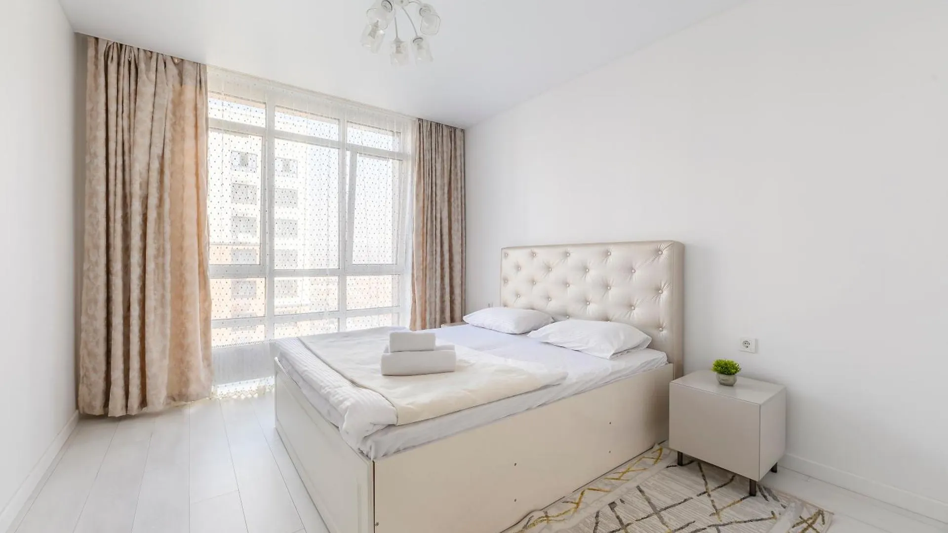 Комфортная Евротрешка В Жк Green City Almaty Kazakhstan