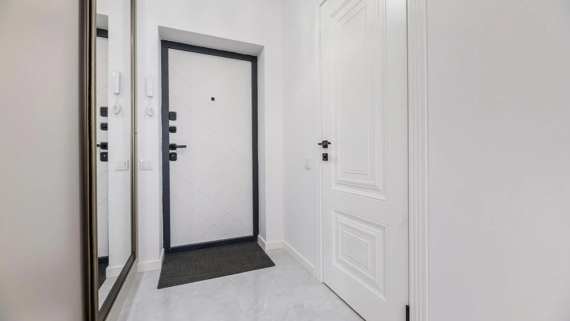 Apartment Комфортная Евротрешка В Жк Green City Almaty