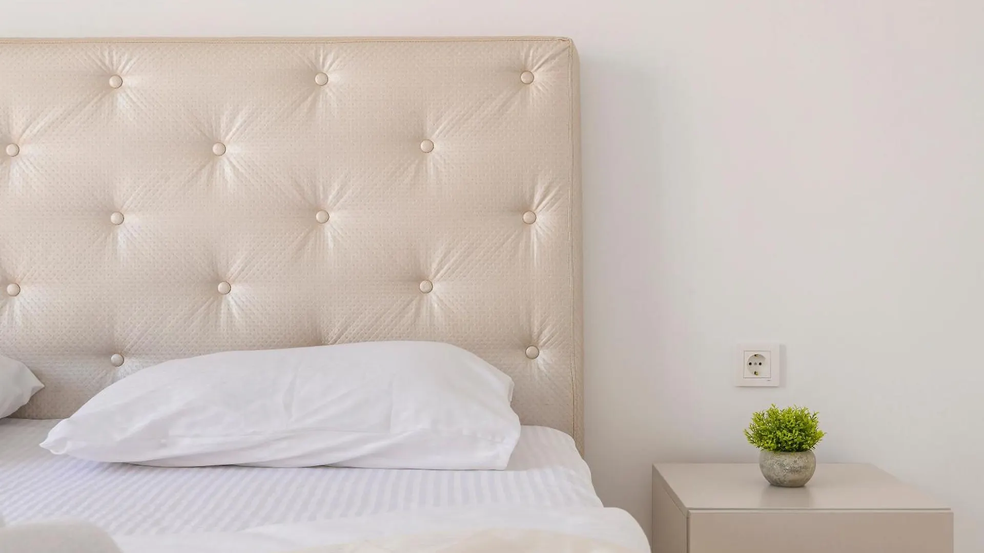 Комфортная Евротрешка В Жк Green City Almaty Apartment