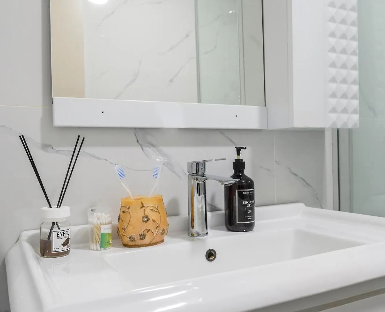 Apartment Комфортная Евротрешка В Жк Green City Almaty